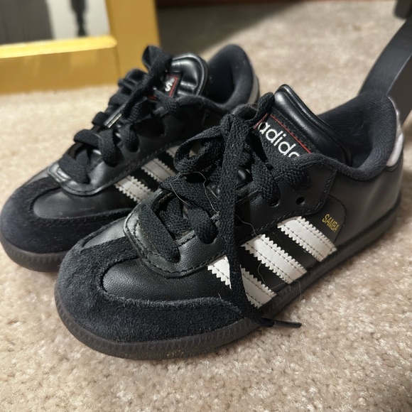 adidas Other - Kids Adidas Samba soccer sneakers Sz 11